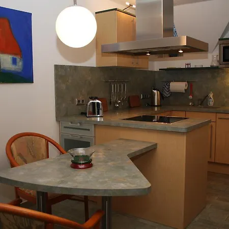 Πανσιόν Zur Boje *